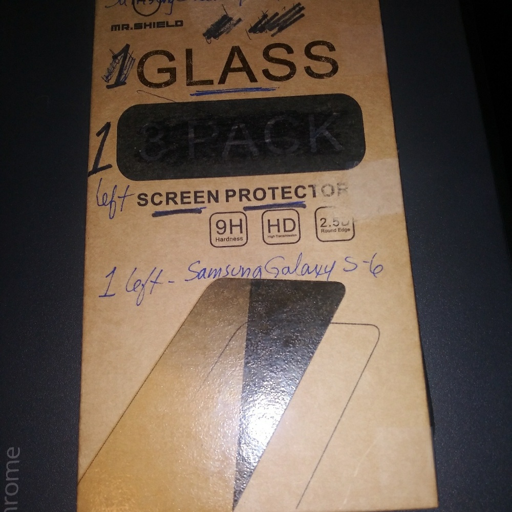 Screen &case - Picture 2 of 5